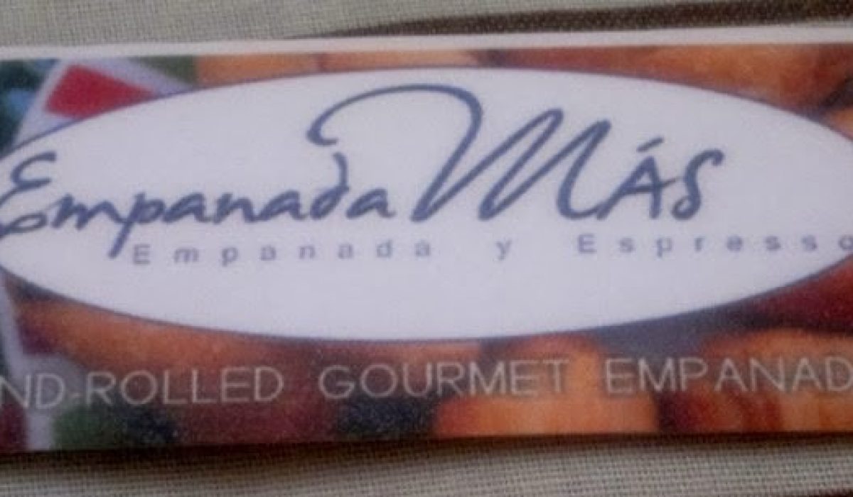 EmpanadaMΆS:  A filling and savory take on empanadas